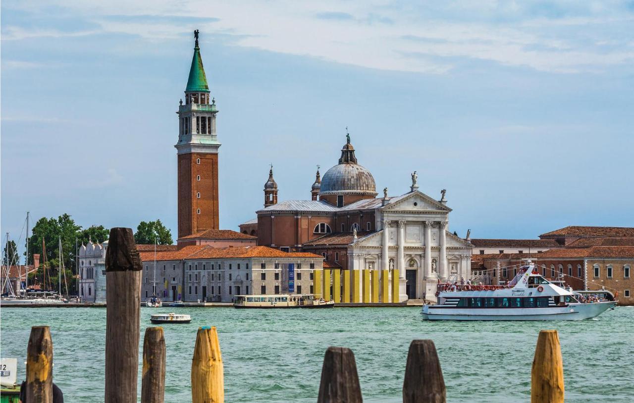 Stunning Apartment In Venezia With Kitchenette Dış mekan fotoğraf