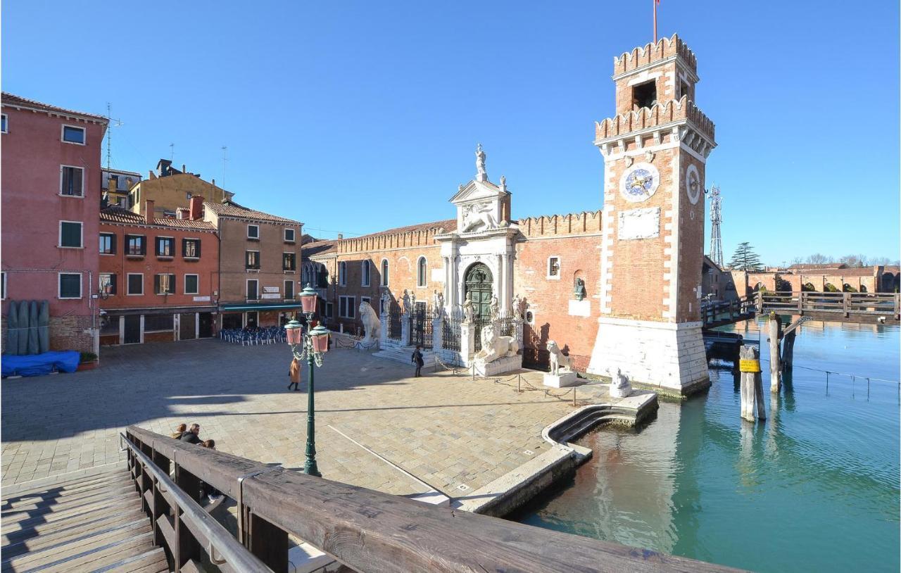 Stunning Apartment In Venezia With Kitchenette Dış mekan fotoğraf